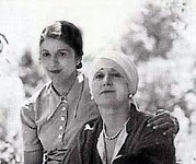 Anita (L) & Norina (R)
