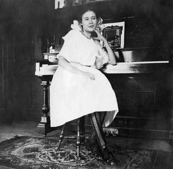 Ivy as a young woman. Courtesy of Sufism Reoriented