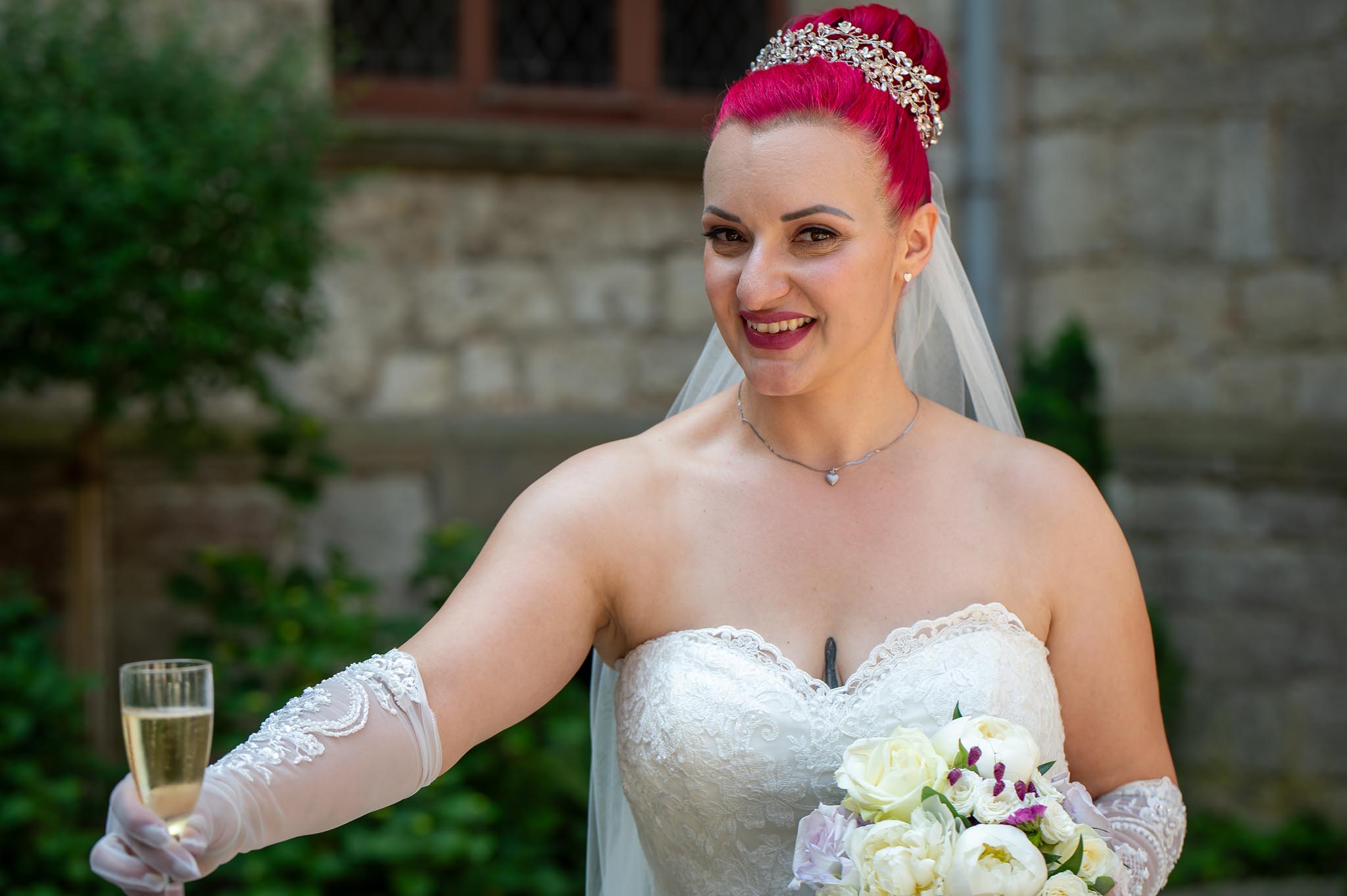 Braut mit rotem Haar