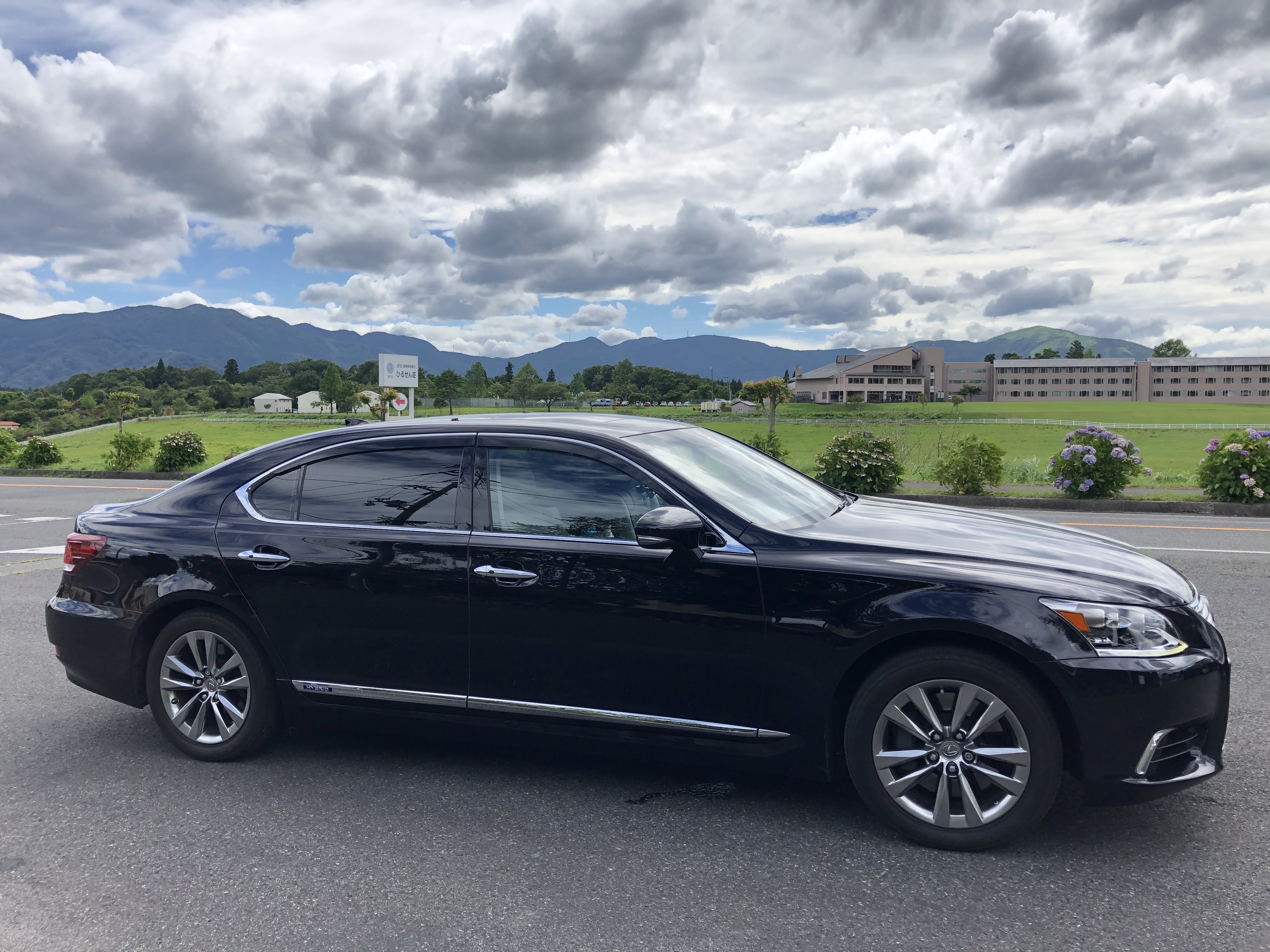 岡山で1台だけのLEXUSタクシーLS600hL - fugataxi ページ！