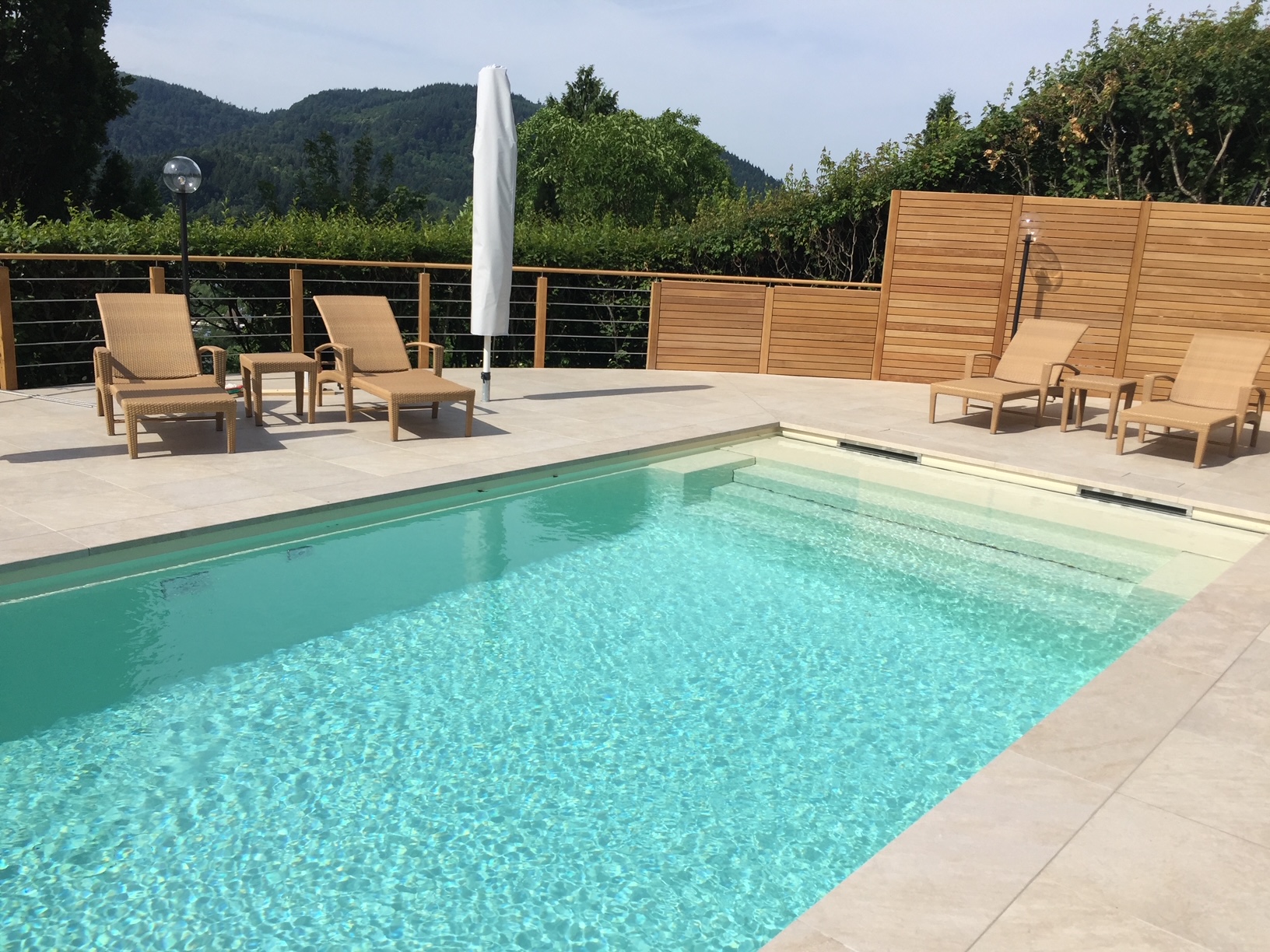 Fertigbecken Linear Riviera Pool