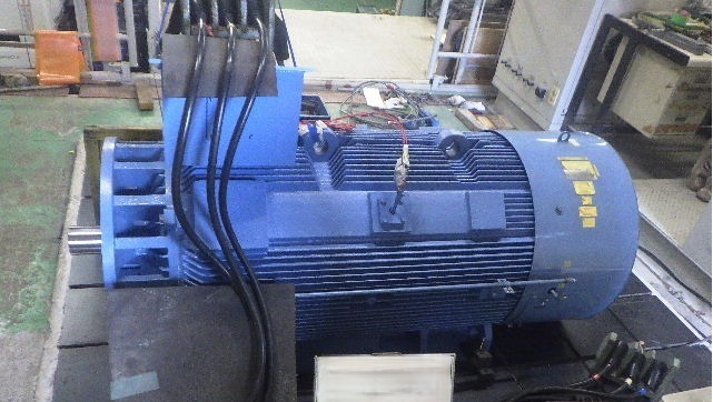 コンプレッサー用高圧モーター390kW6600V4Pの整備