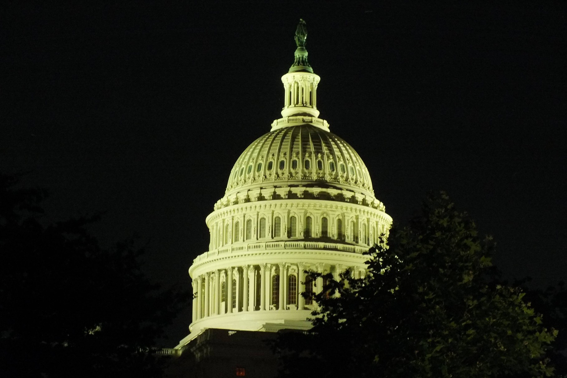 Washington - Kapitol bei Nacht