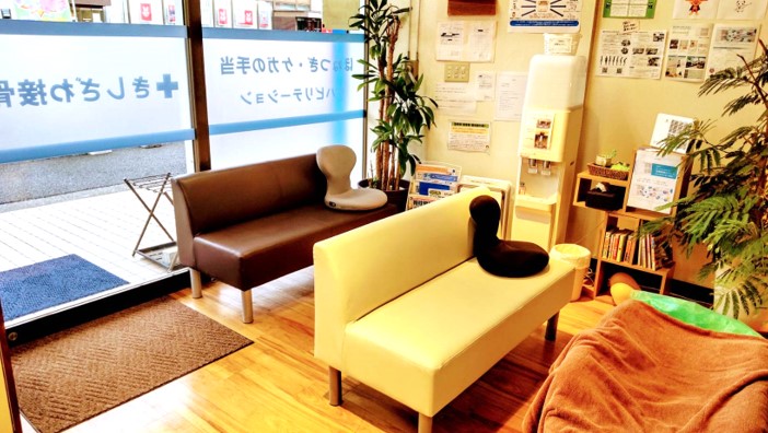 産後の腰痛：反り腰が原因となる伸展型腰痛について