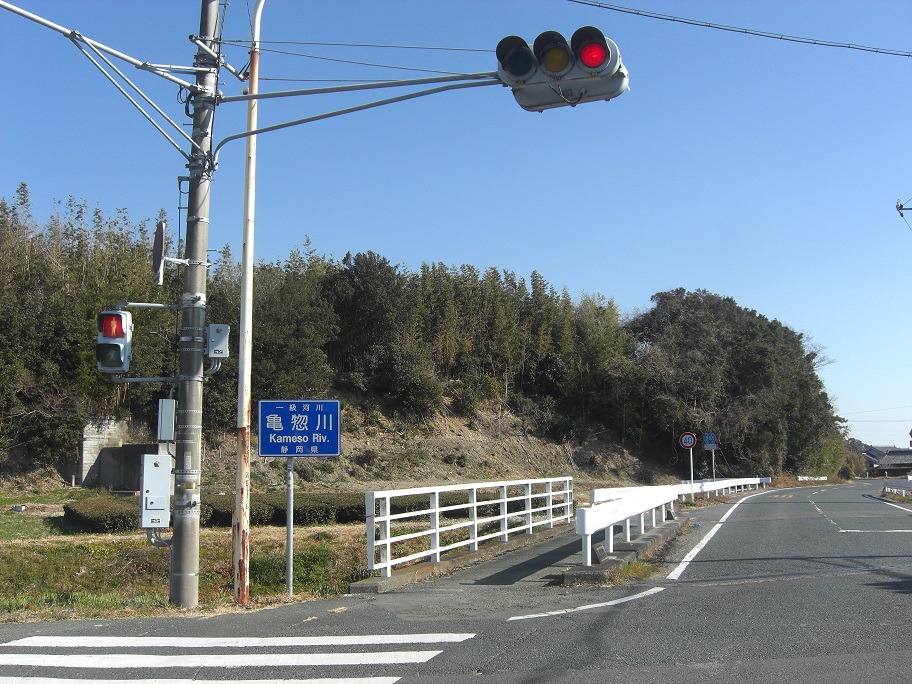 墓は小さいながら大悪役の強烈キャラ　小原鎮実～墓場放浪記～