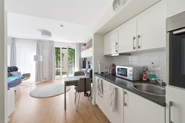 Möblierter Wohnbereich der ca. 35 m² großen Wohnung
