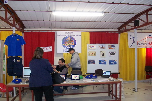 Lo stand del RASM