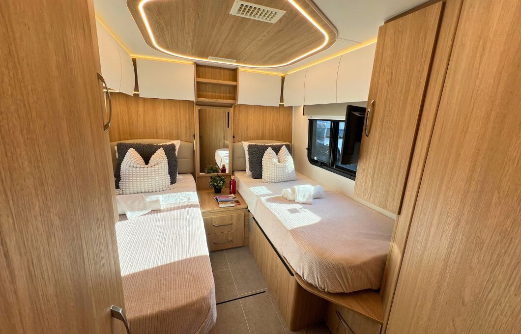 Fraserway B Class Wohnmobil Innenansicht