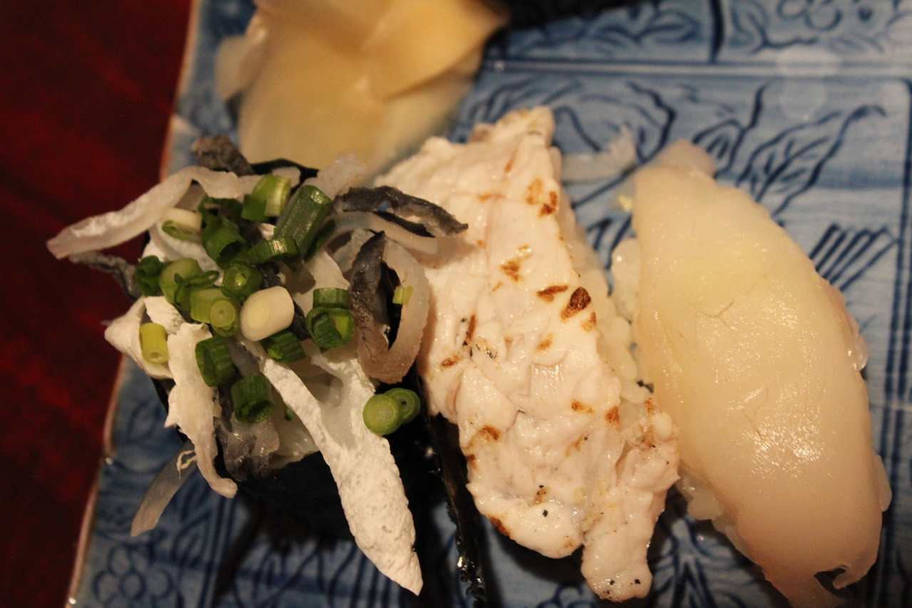 鮨 美浜　天然ふぐ料理セット　ふぐのにぎり
