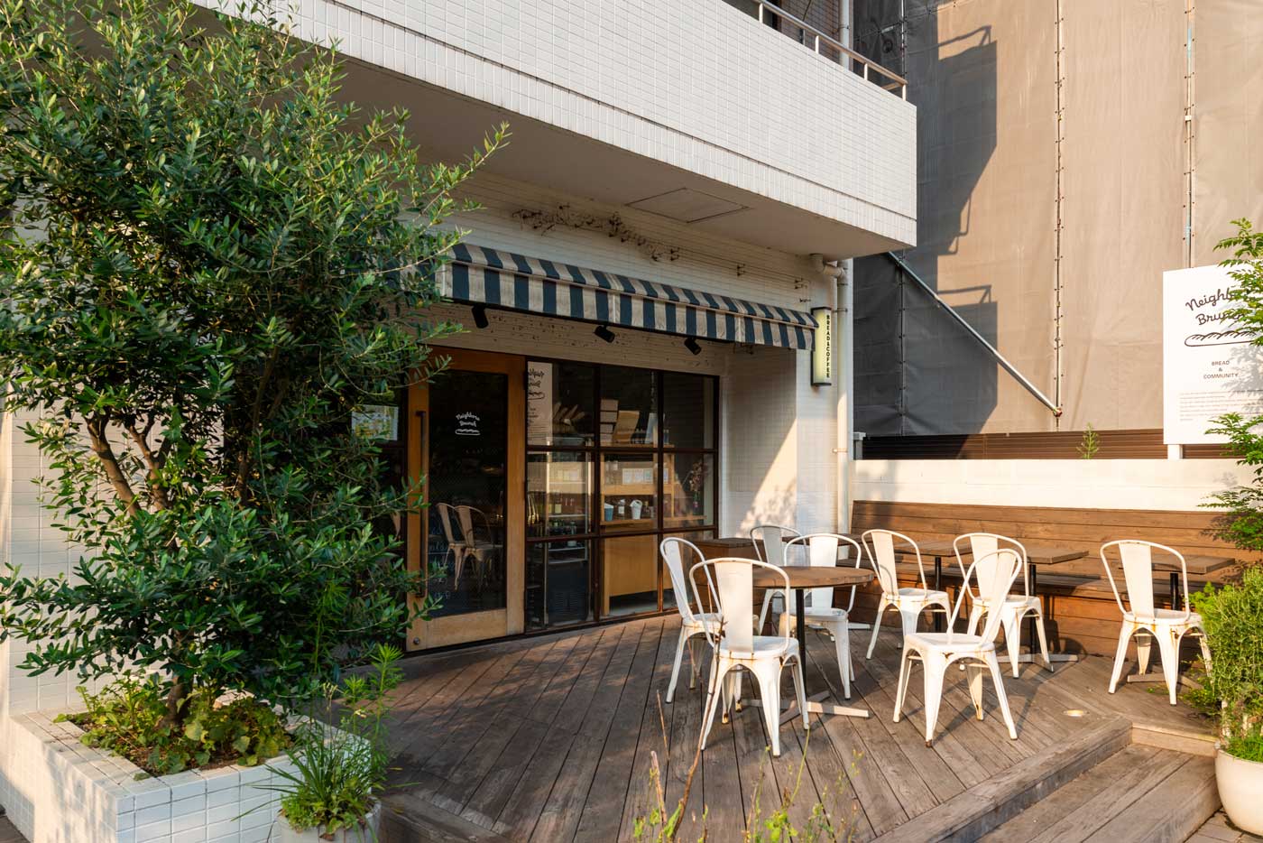 NEIGHBORS BRUNCH　ネイバーズブランチ（140m）