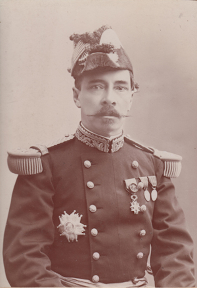 Général Alfred Amédée Dodds, Photo Ogerau (Paris)[8]