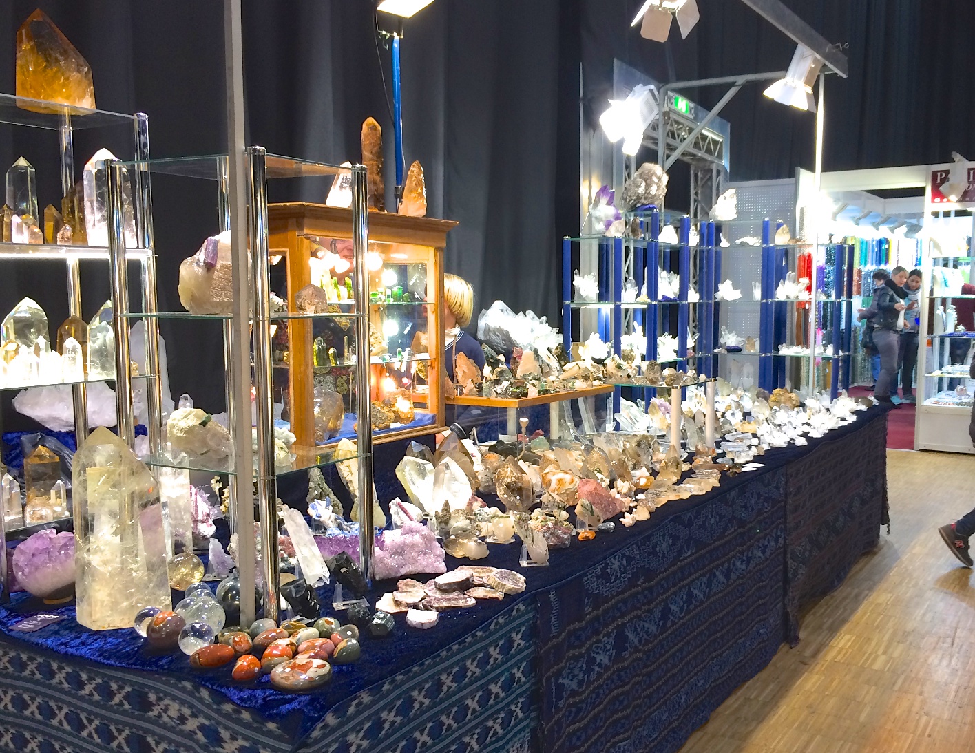 Messe und Spiritualität - Kristall-Garten.de - Kristalle und Mineralien ...