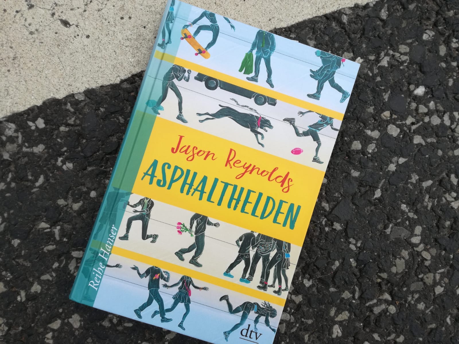 "Asphalthelden" von Jason Reynolds (Johanna)