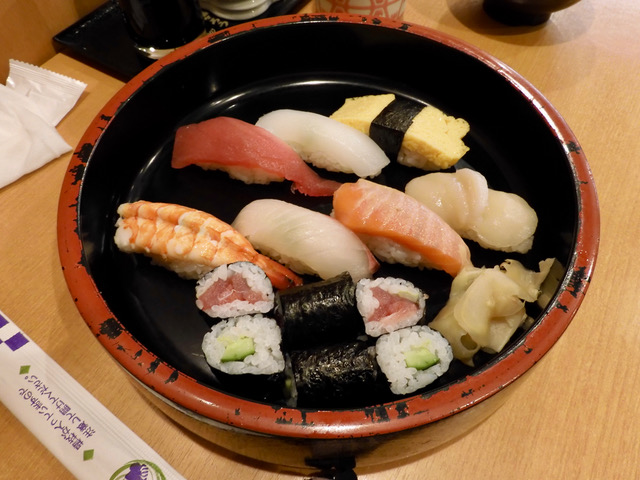 うお周さんですしランチ