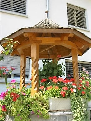 Dächlein über Sodbrunnen, Knutwil