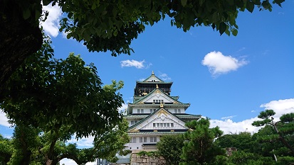 本丸側からの大阪城。