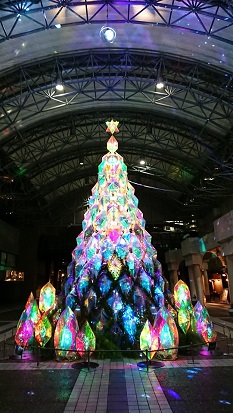 サントリーホールのクリスマスツリー2017