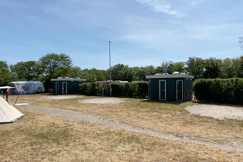 Stellplatz mit Privatsanitär Hof Domburg