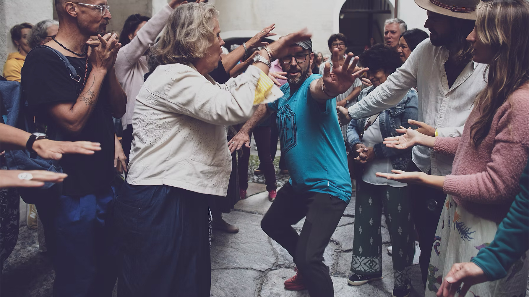 Yodeling Meets Clubbing – Sound, Movement & Celebration (CH)