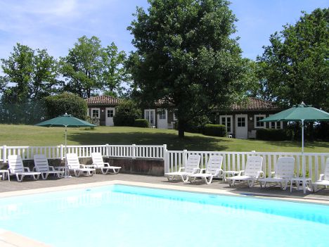 Les maisons à louer du Golf des roucous avec piscine