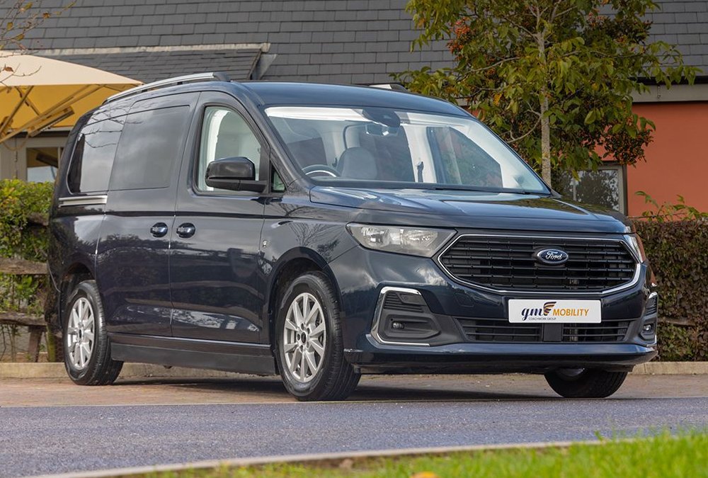 Ford Grand Tourneo Connect : un nouveau venu pour la conduite en fauteuil roulant