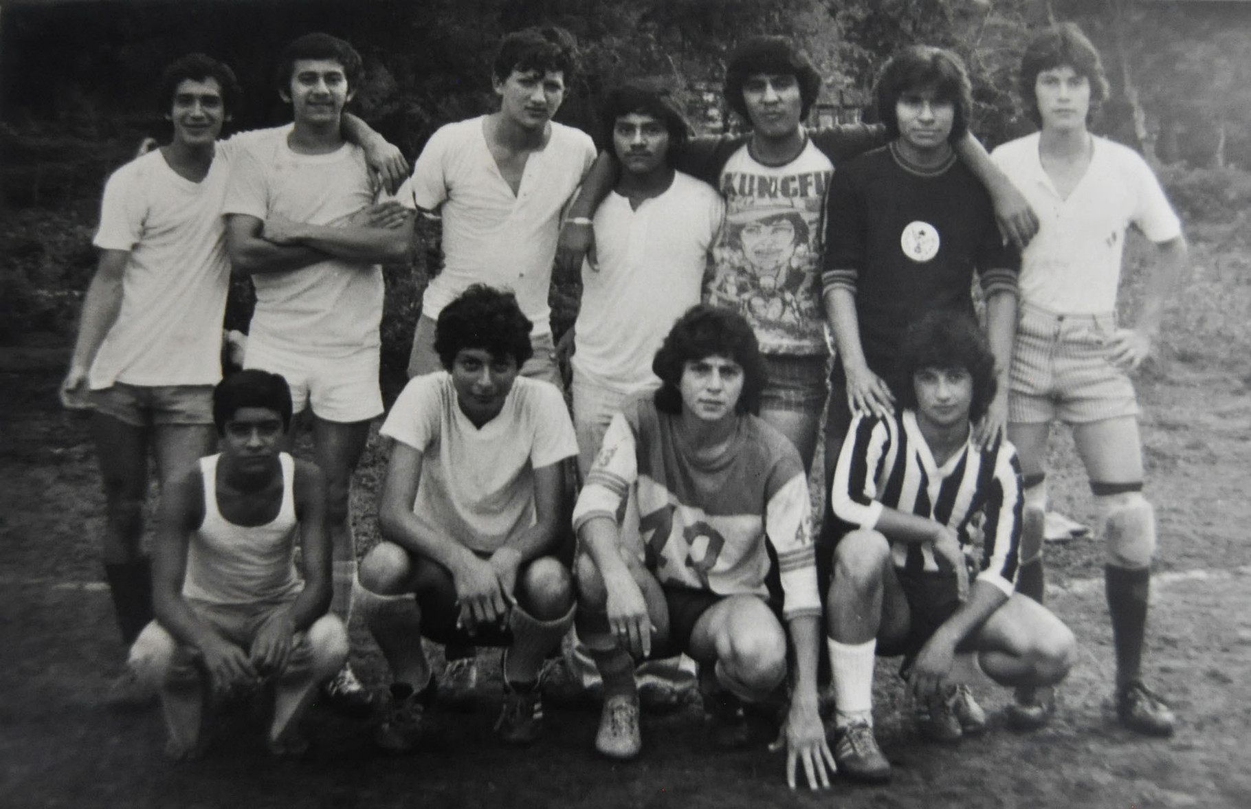 Equipo de futbol. Fotografía compartida por Gustavo Mora