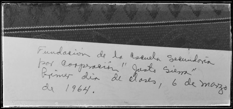 Primer día de clases. Sec. Justo sierra. Fotografía de Jorge O. Huy Gtz. (Kiko Huy)
