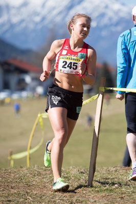 Julia Mayer lauf läuferin staatsmeisterin österreich frauenlauf sport olympia dsg roma friseurbedarf leopard hotel vienna run 