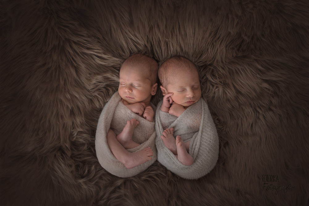 Zwillinge bei mir im Neugeborenenstudio zu Gast