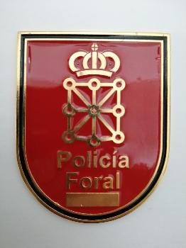 Placa de la Policía Foral de Navarra 
