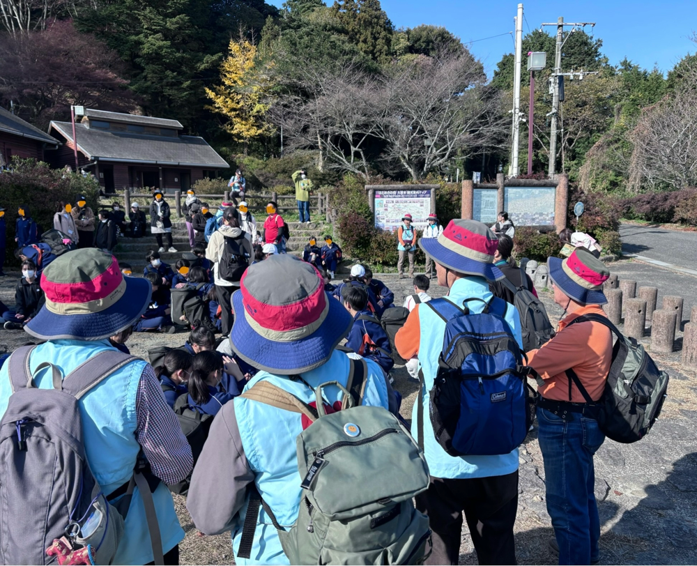 森林ツツジ公園にて昼ご飯