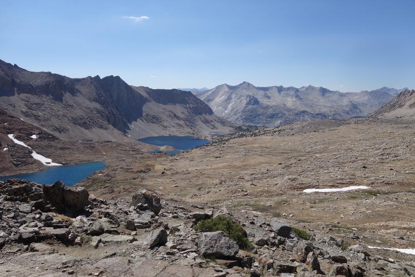 Blick vom Pinchot Pass hinunter auf die Abstiegsseite