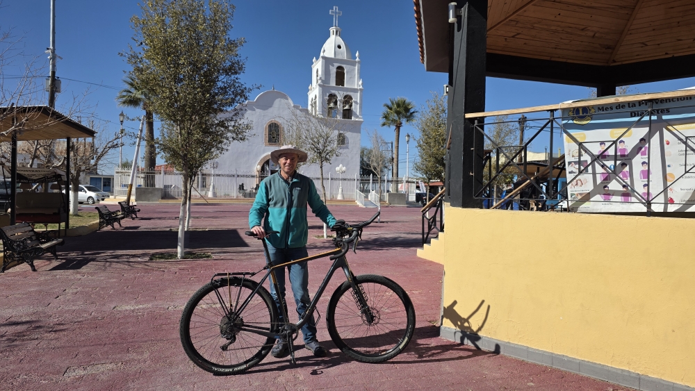 Am Hauptplatz (Plaza de Armas) in Ojinaga.