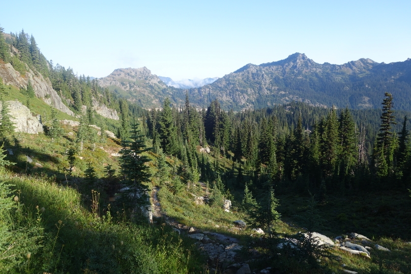 Endlich wieder Sonne nach einem Aufstieg Richtung Chinook Pass