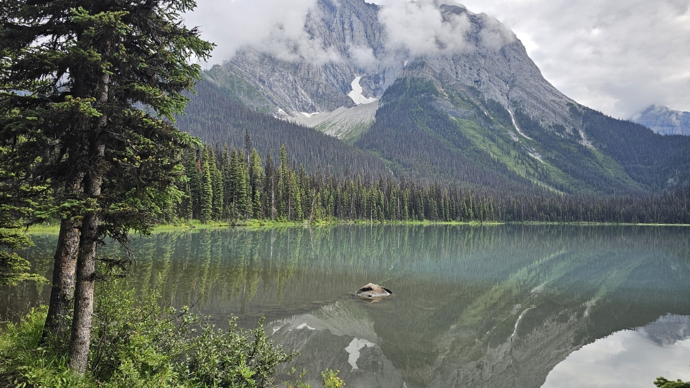 Lower Elk Lake