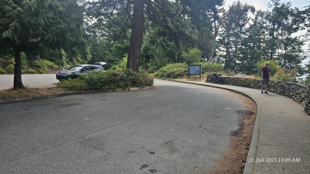 Auf der Strasse durch den Larrabee state park, immerwieder Aussichtspunkte.