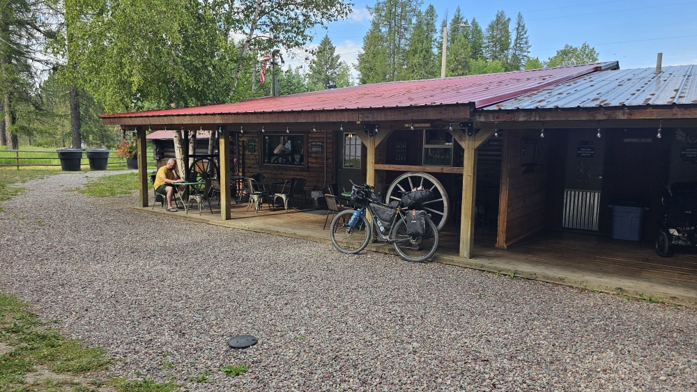 Campground office und Restaurant in Swan Lake
