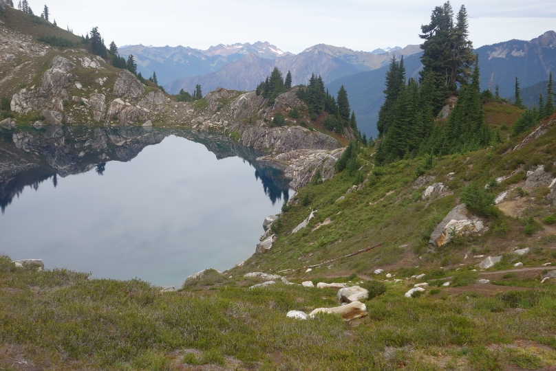 Mittagspausenplatz am windigen Mica Lake