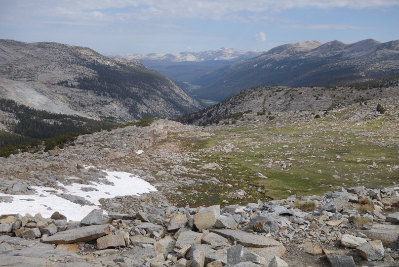 Blick vom Donhue Pass hinunter Richtung Yosemite National Park