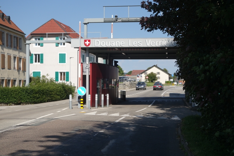 Crossing the border into Switzerland