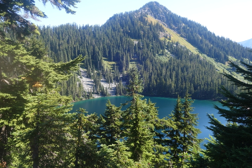 Zahlreiche Seen auf dem Weg zum Stevens Pass