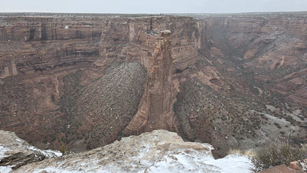 Bizarre Formen entlang der Schlucht...