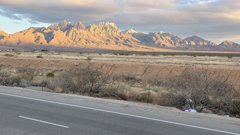 Die Organ Mountains bei Las Cruces/NM im Abendlicht.