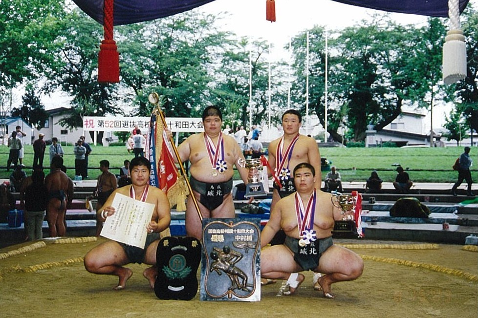 平成15年度　第52回全国高等学校選抜相撲十和田大会　　団体優勝　個人三位　木崎　大輔
