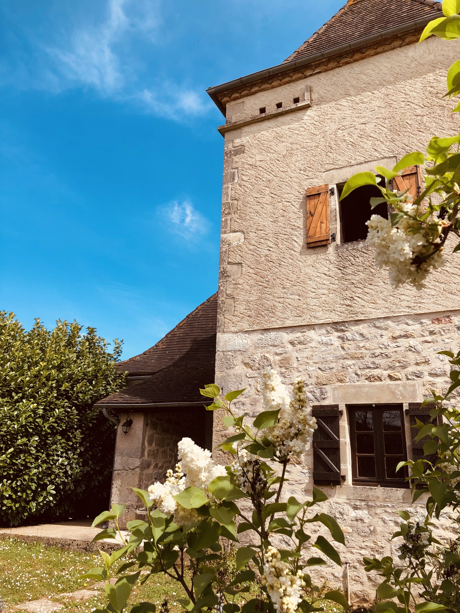 Le Pigeonnier et sa terrasse couverte 