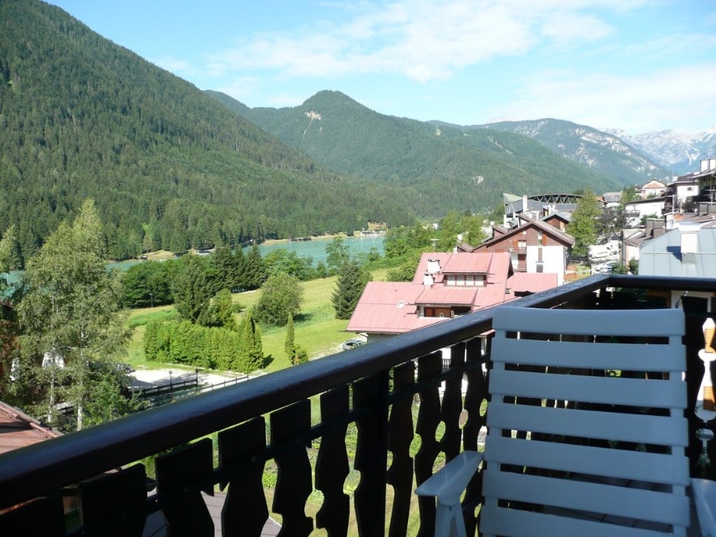 Panoramica sul lago dai balconi