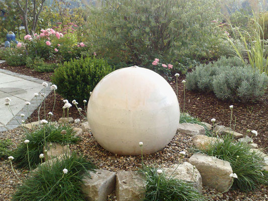 Brunnenhalbkugel, Wasserhalbkugel, Quellstein, Brunnen