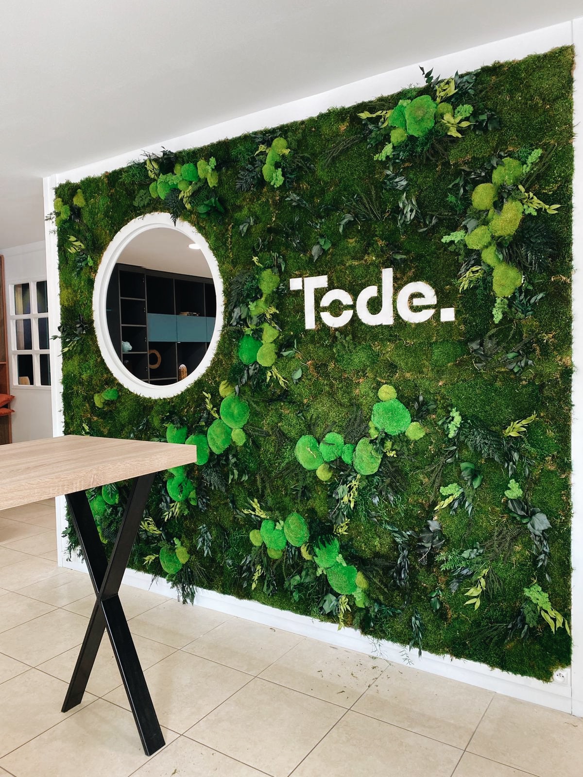 Mur végétal stabilisé au bureau