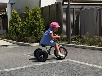 一輪車をリメイクした三輪車
