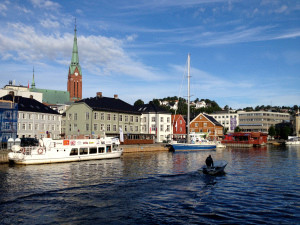 Arendal , Blick auf die "hellige Trefoldighets kirke"